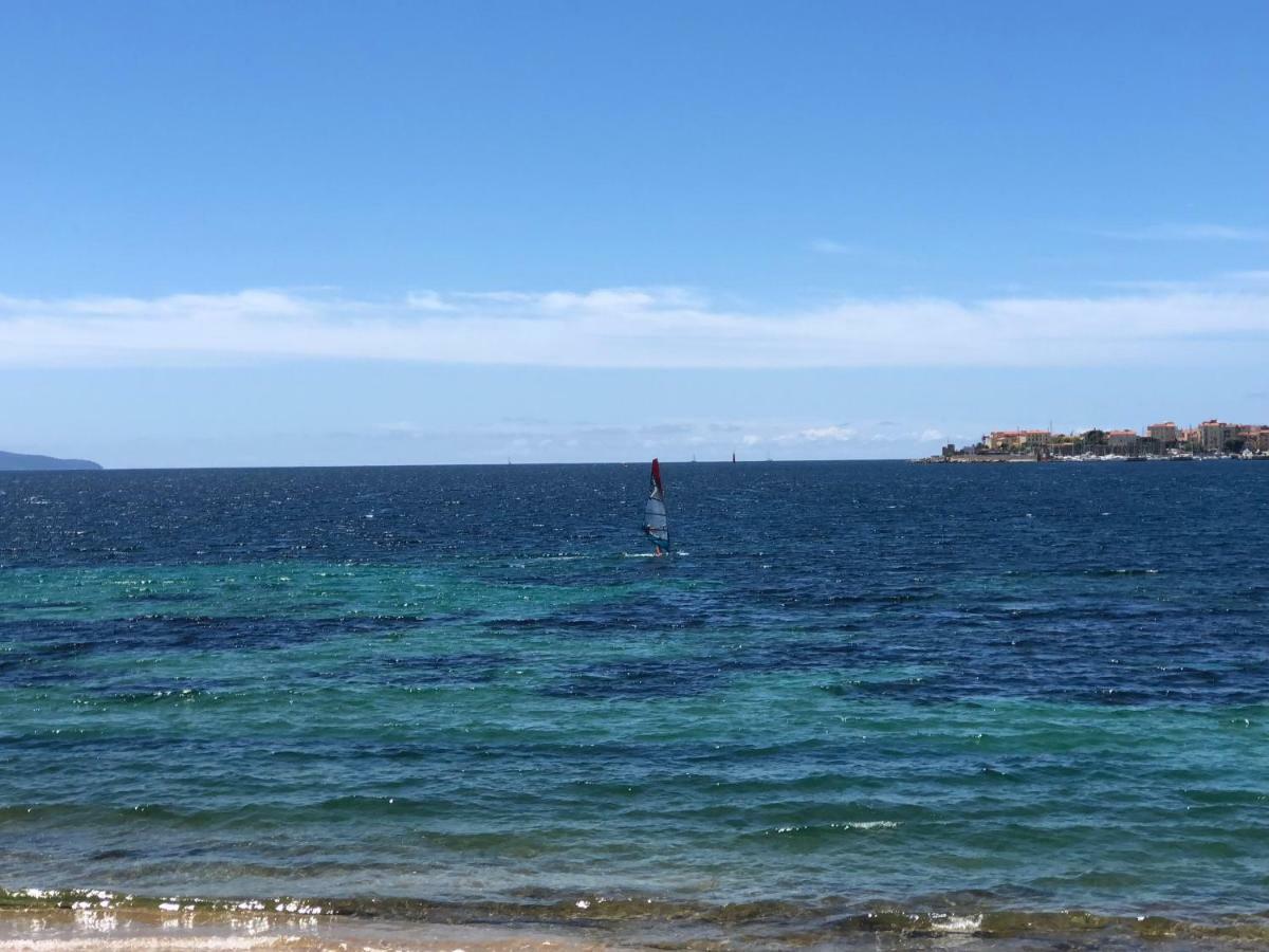 studio pieds dans l’eau Ajaccio  Extérieur photo